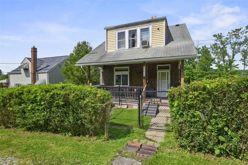 11839 Crockett St — photo 2
