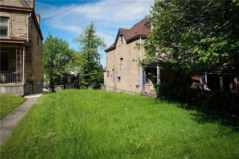 5457 Black St — photo 1