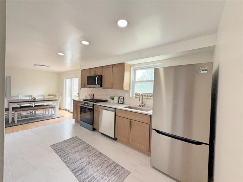 2429 Rose Garden Rd — photo 8