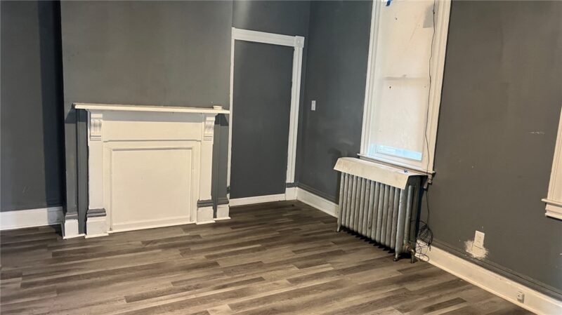 409 Larimer Ave — photo 4