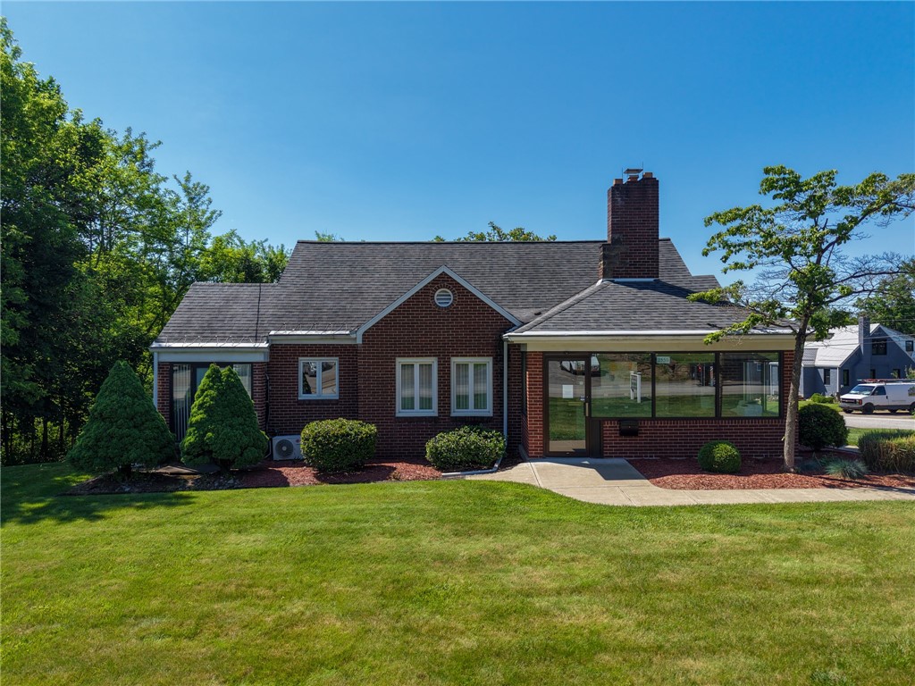 2550 Leechburg Road — photo 1