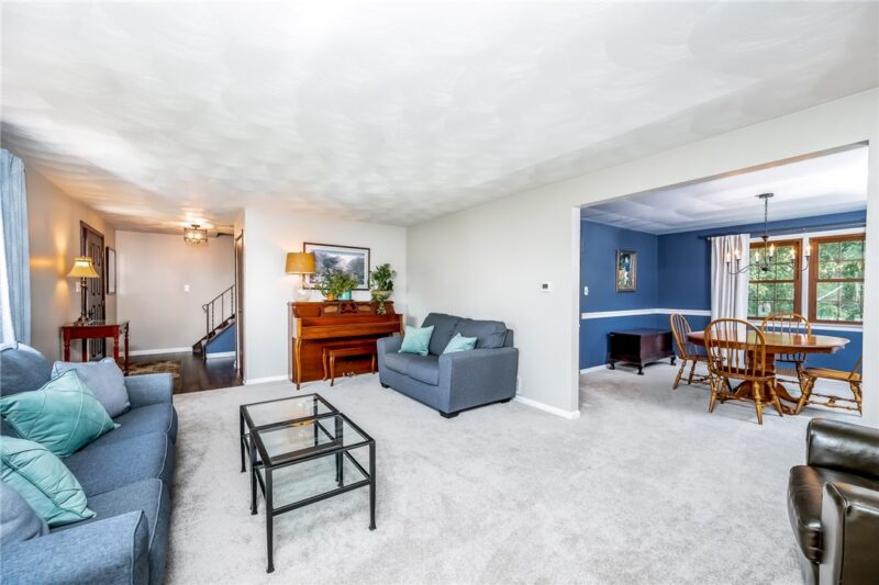 77 Bradley Ct — photo 5