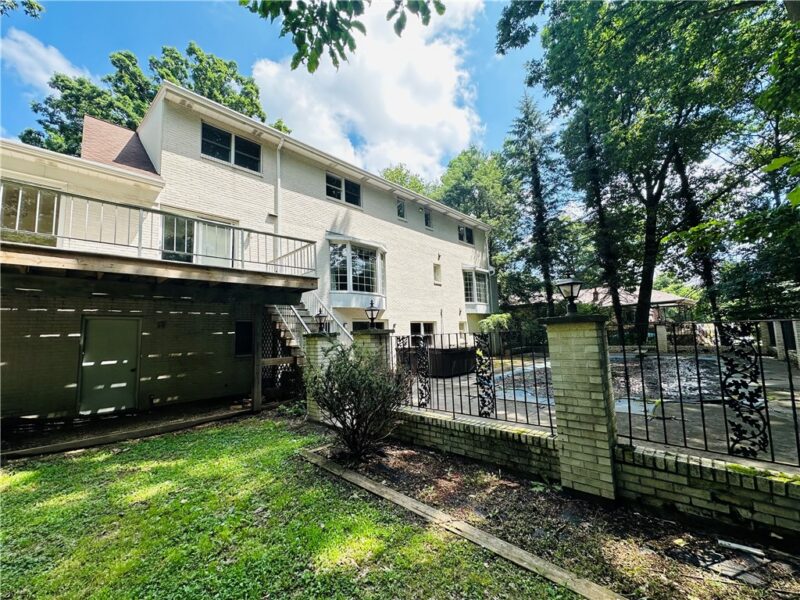 816 Belmont Rd — photo 3