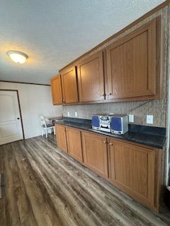 517 Galaxy DRIVE — photo 8