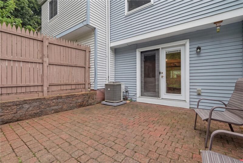 151 Ligonier Ln — photo 6