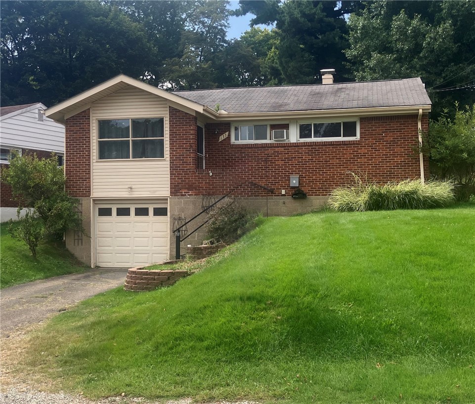 133 Windsor Dr — photo 1