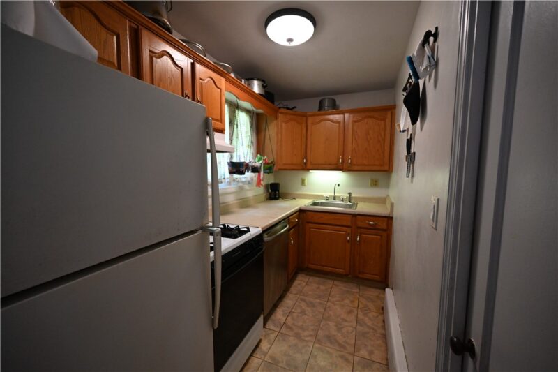 133 Windsor Dr — photo 8