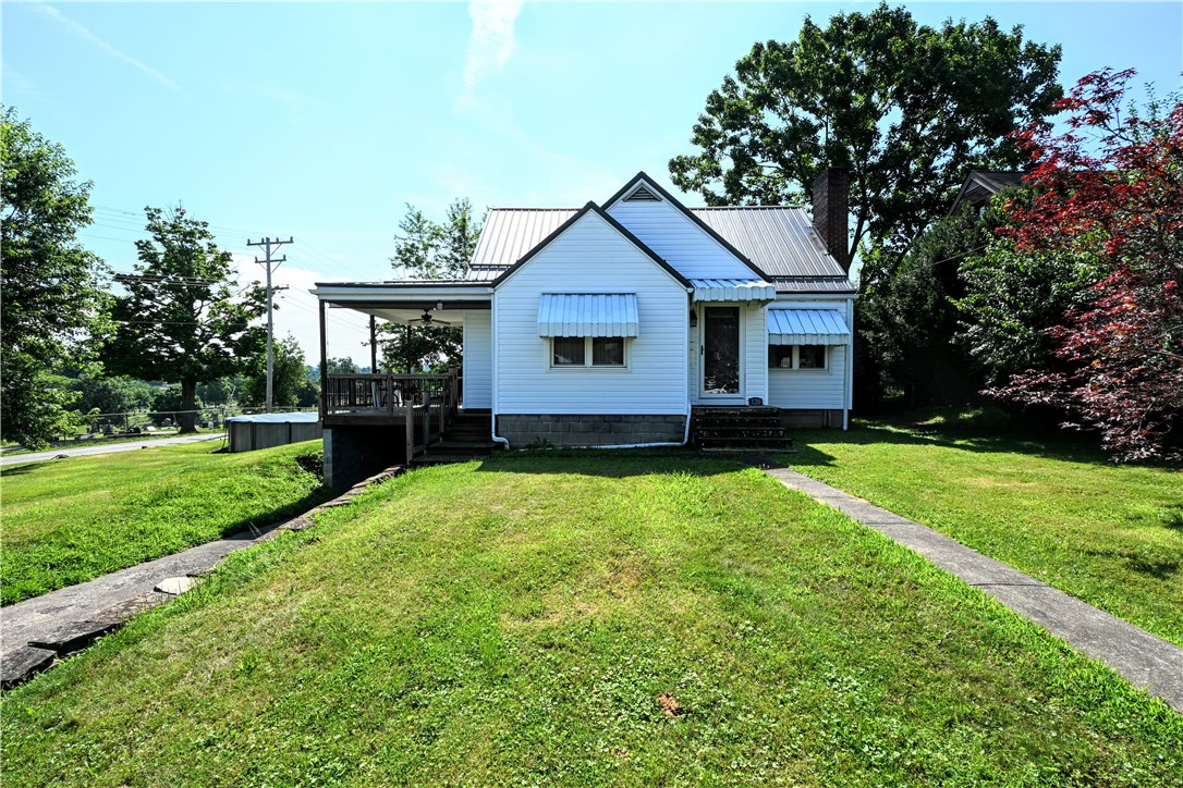 120 REED AVENUE — photo 1