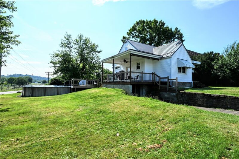 120 REED AVENUE — photo 3