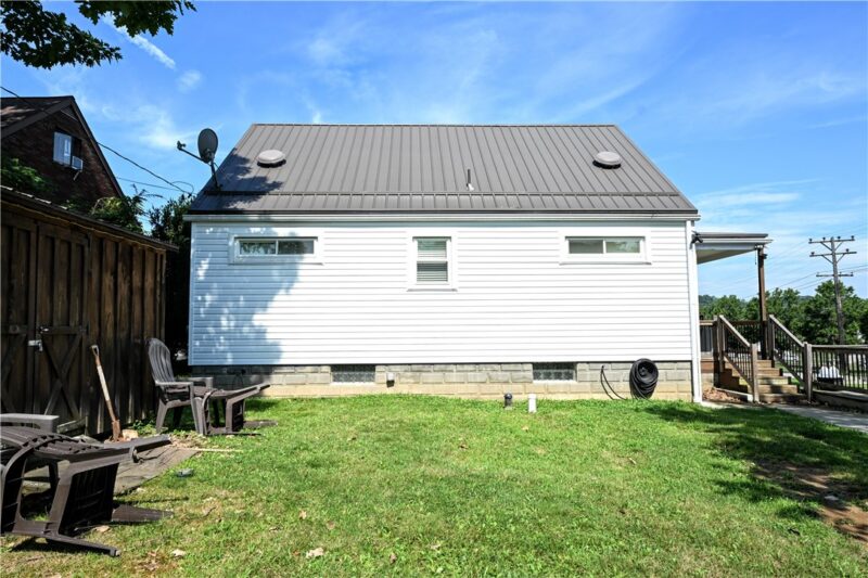120 REED AVENUE — photo 6
