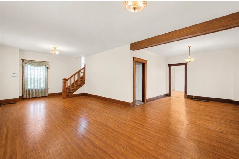 201 Dewey Ave — photo 8