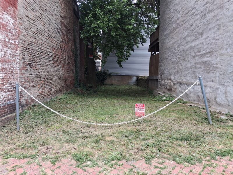 1319 Sandusky St — photo 2