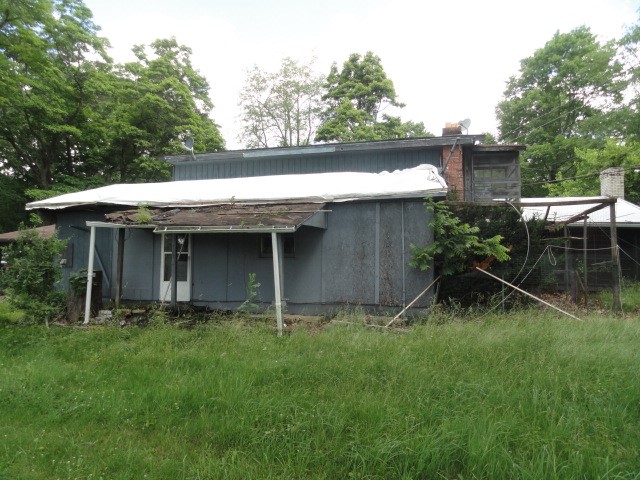 303 Lemmon Hollow ROAD — photo 2