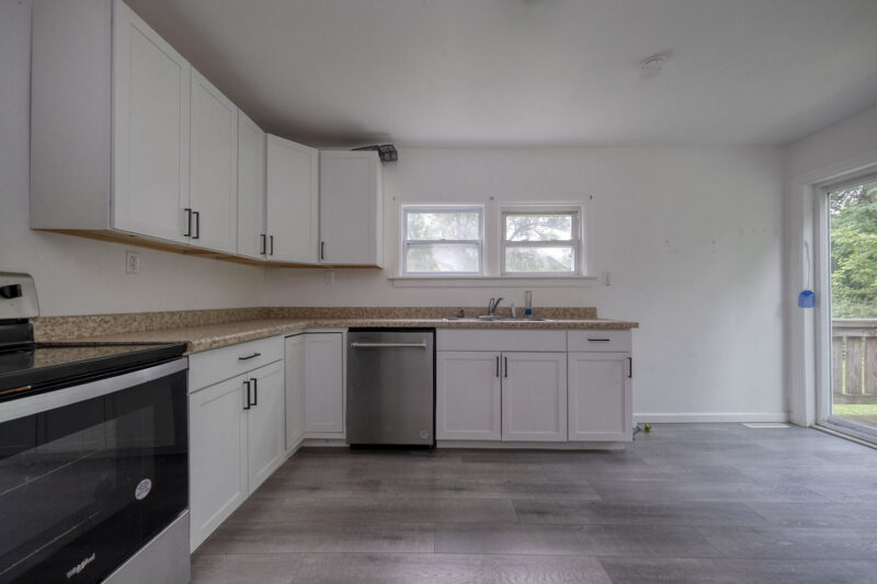 517 MORAY LANE — photo 7