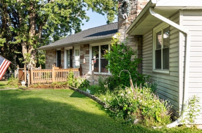 614 Indian Rd — photo 2