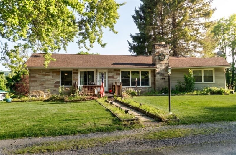 614 Indian Rd — photo 3