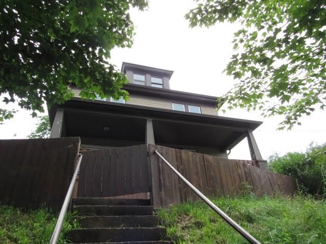 410 Shaffner Avenue — photo 1