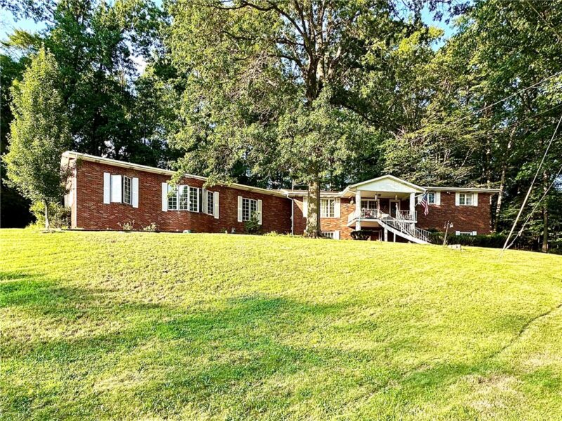 909 E Fairfield Ave — photo 2