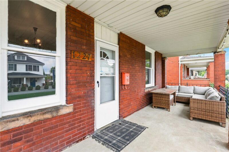 1227 Sycamore St — photo 5