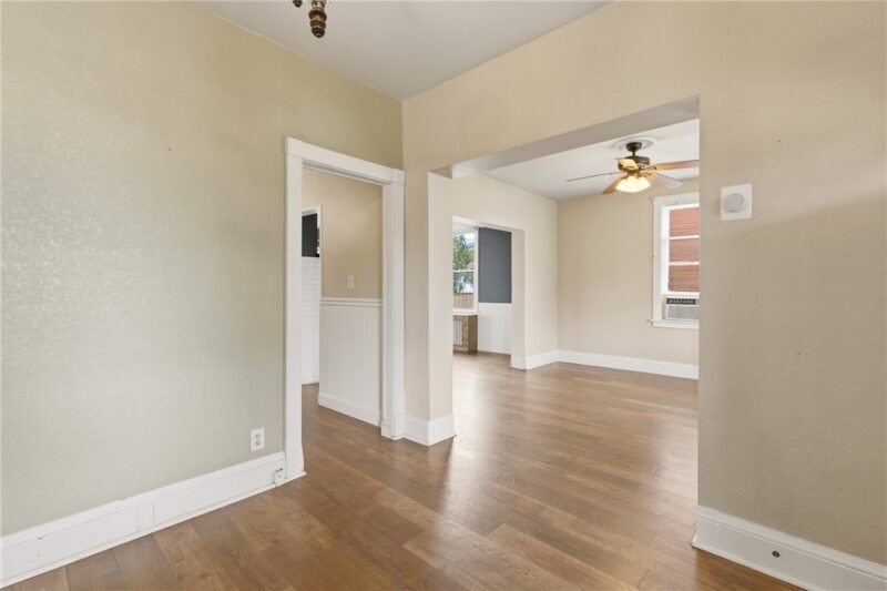 1227 Sycamore St — photo 8