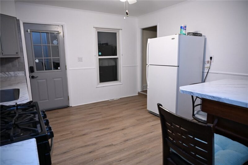 1005 Griswold St — photo 5