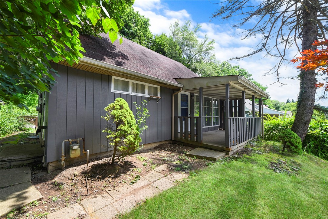 753 Jefferson Rd — photo 1