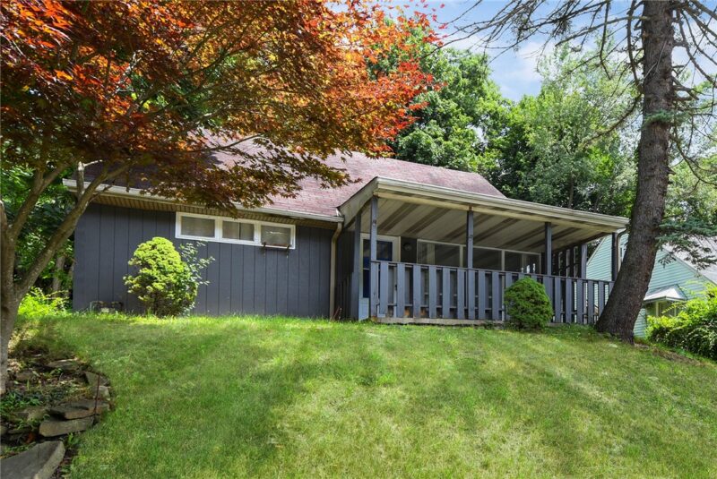 753 Jefferson Rd — photo 2