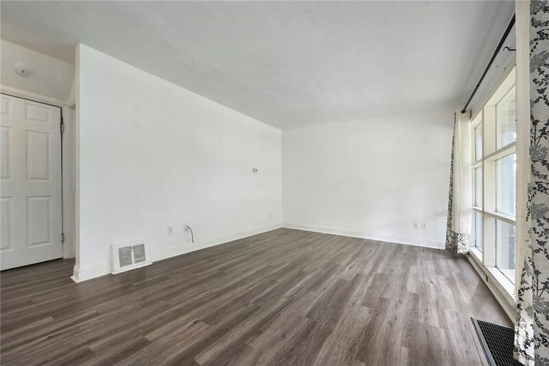 753 Jefferson Rd — photo 8