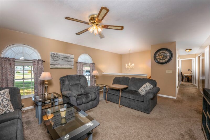 4135 Hopewell Ave — photo 8