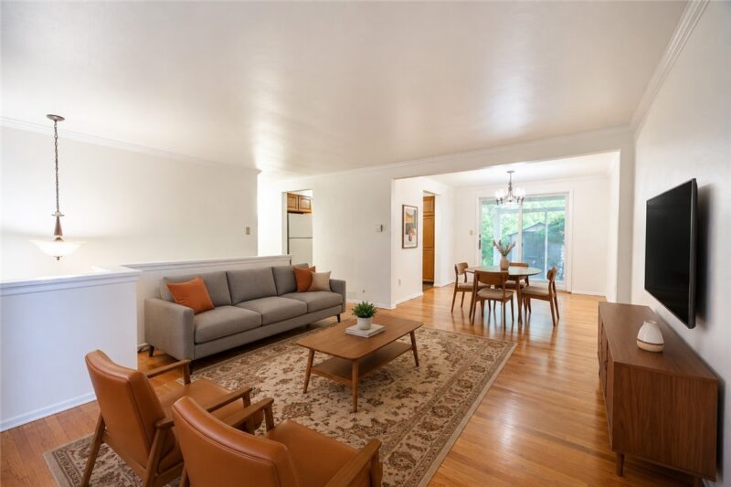 344 Springwood Drive — photo 4