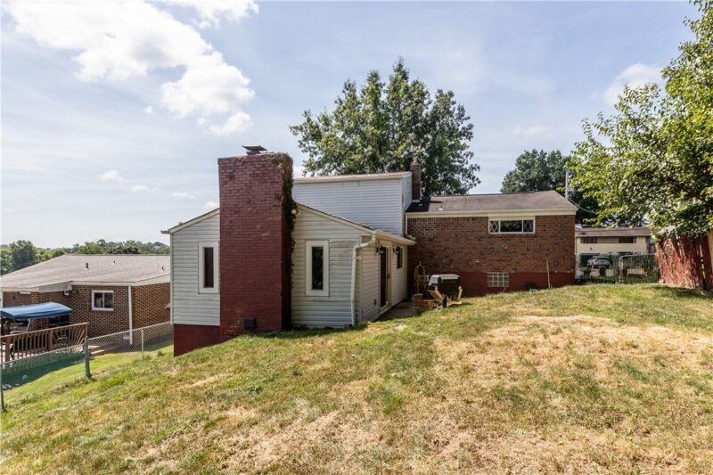 5624 Tracy Drive — photo 4