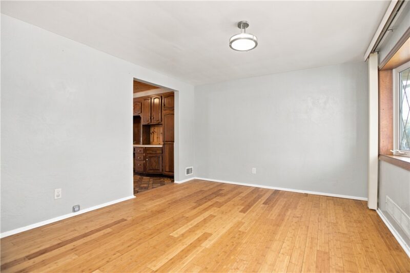 5624 Tracy Drive — photo 8