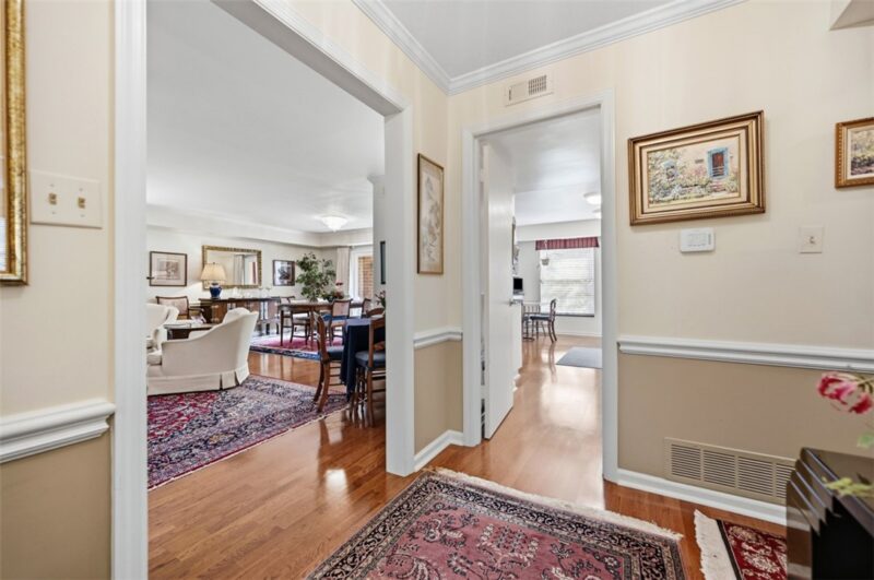 300 Fox Chapel Road 412 — photo 4