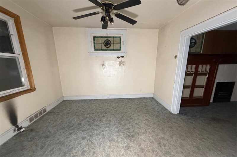 2831 Custer Ave — photo 8