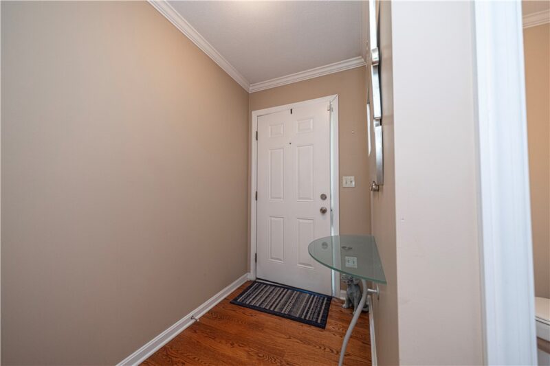 602 Berrington Ct — photo 3