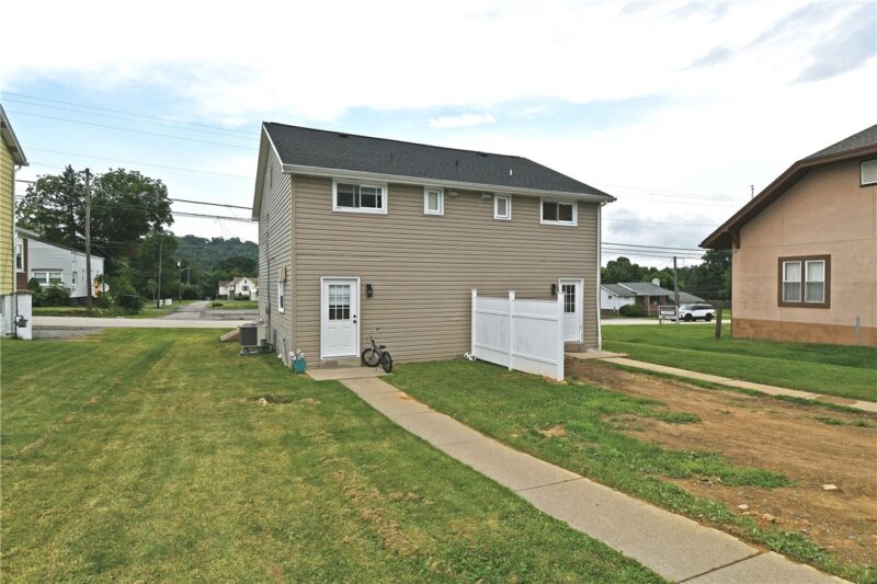 401-403 Georgetown Road — photo 4