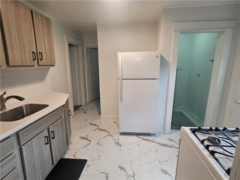 344 Mecklem Ln — photo 3