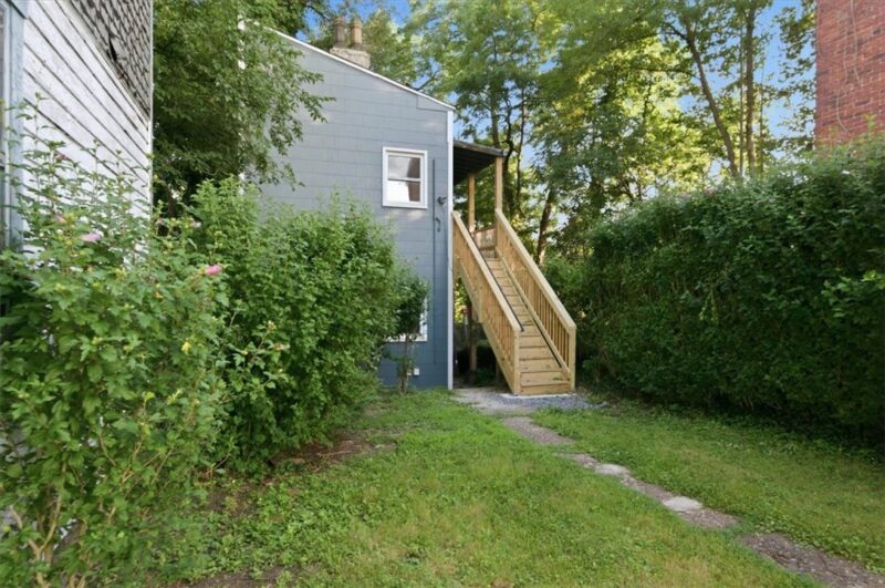 1229 Success St — photo 2