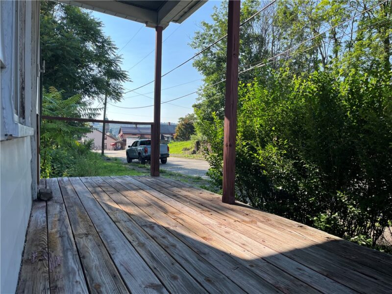 482 LIBERTY AVENUE — photo 3