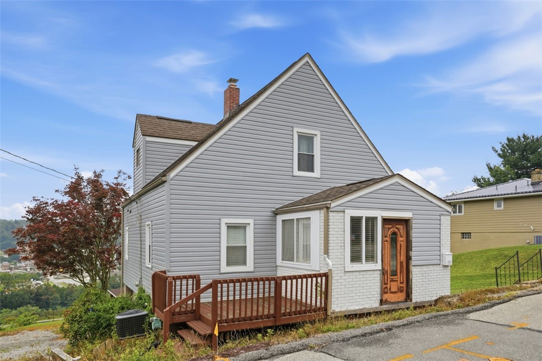 2802 A St — photo 1