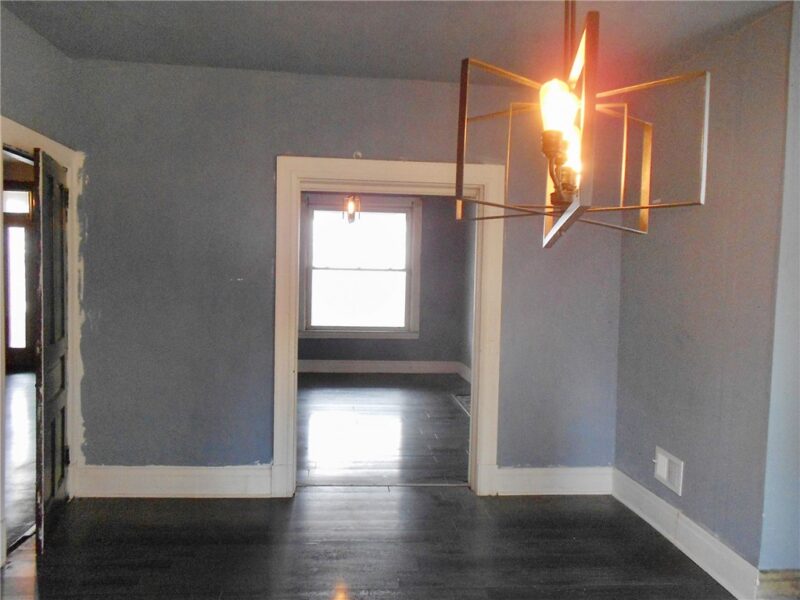32 Weller St — photo 8