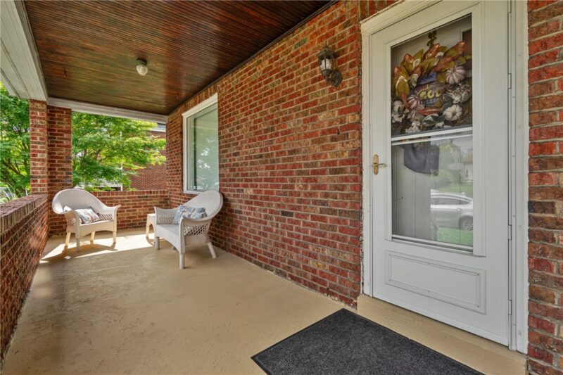 129 E Schwab Ave — photo 3