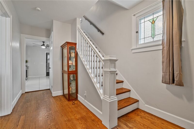 129 E Schwab Ave — photo 5