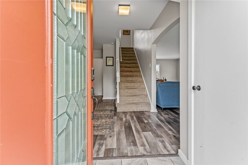 97 Belmont Cir — photo 3