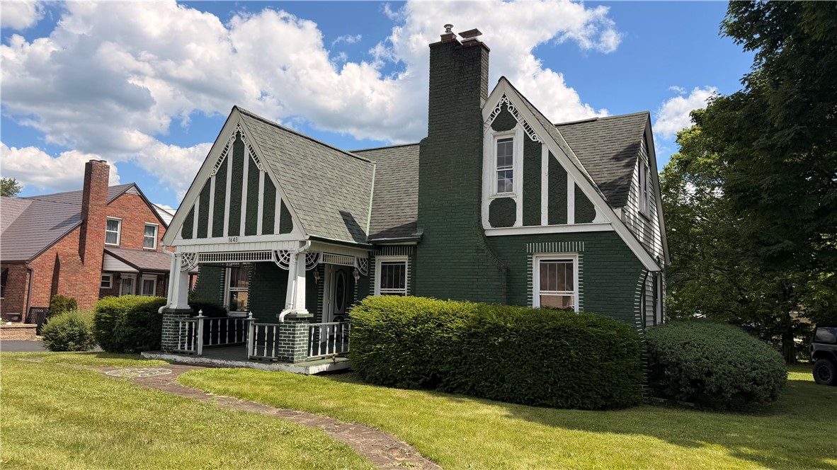 1643 Midland Beaver Rd — photo 1