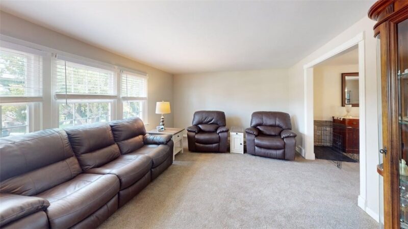 104 Dennis Court — photo 8