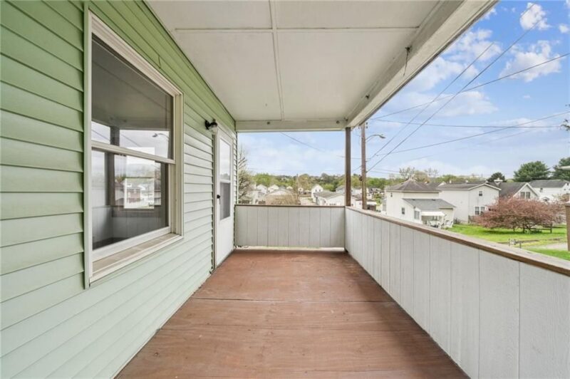 312 Harrison Ave — photo 4