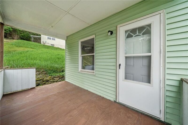 312 Harrison Ave — photo 5