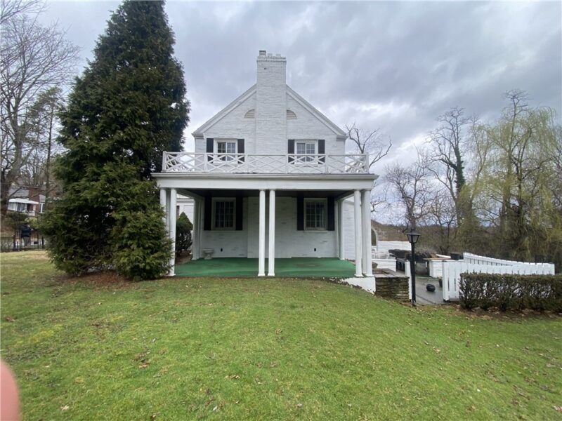 1006 Old Gate Rd — photo 2