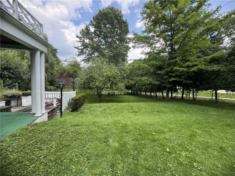 1006 Old Gate Rd — photo 3